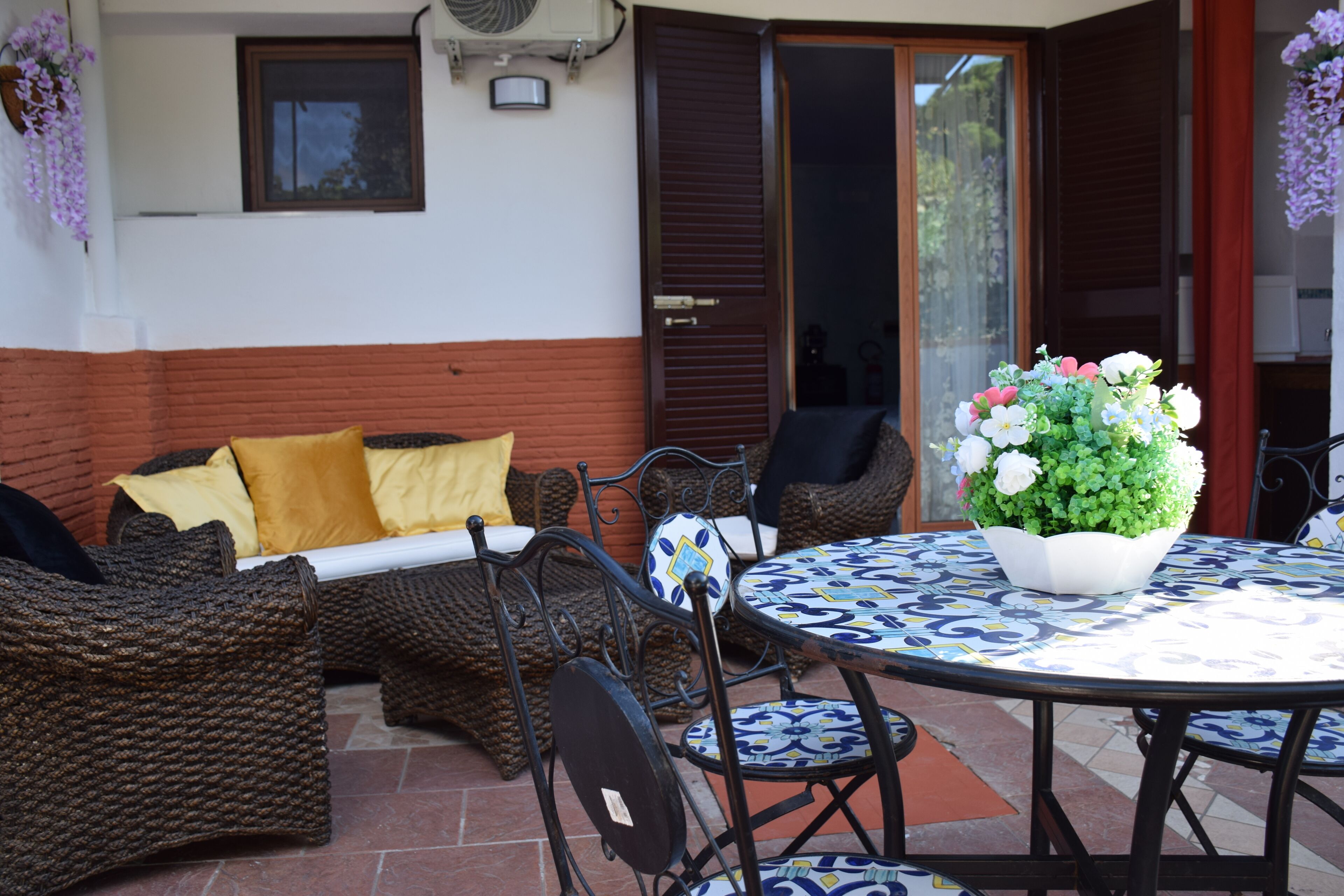 Svit Comfort - utsikt mot innergården | Utsikt mot trädgården