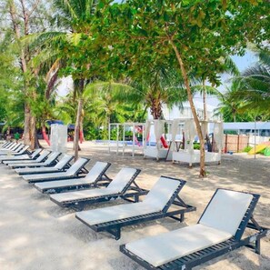 Property grounds - Relaxing 1-bedroom resort with AC in peaceful Preah Sihanouk #5 (Preah Sihanouk,)