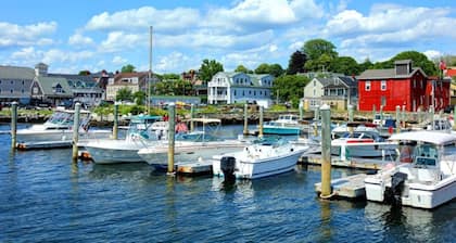 Harbor Hideaway • Walk to the famous Hope Street!