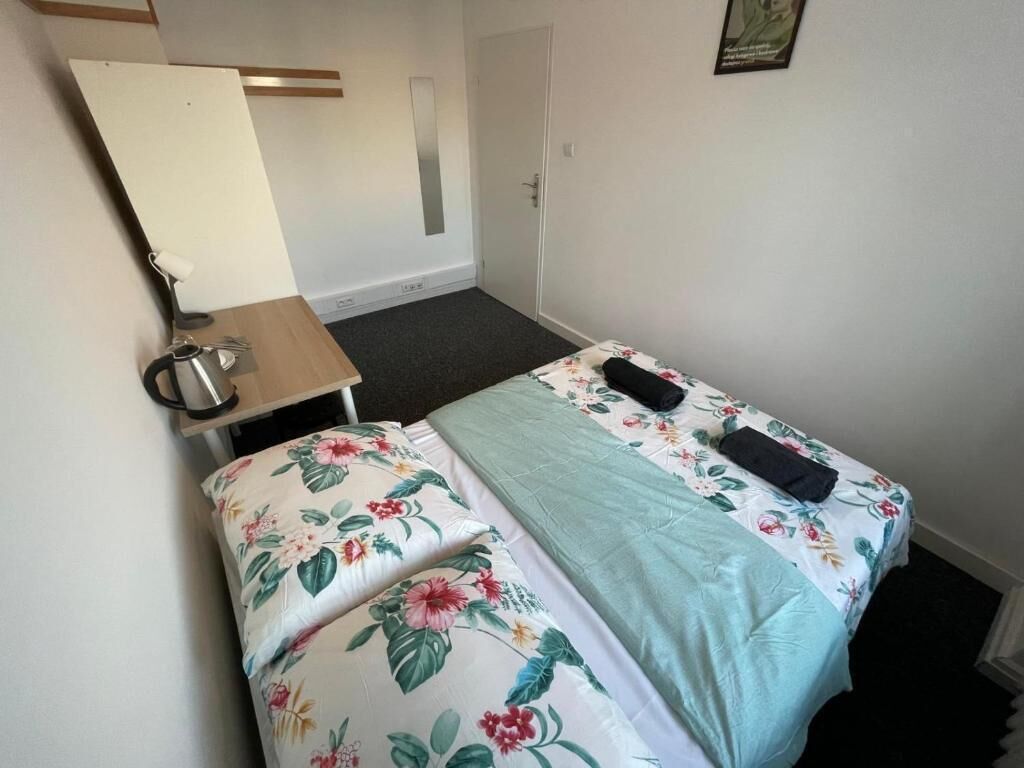 Chambre Double Classique, 1 lit double | Bureau, espace de travail pour ordinateur portable