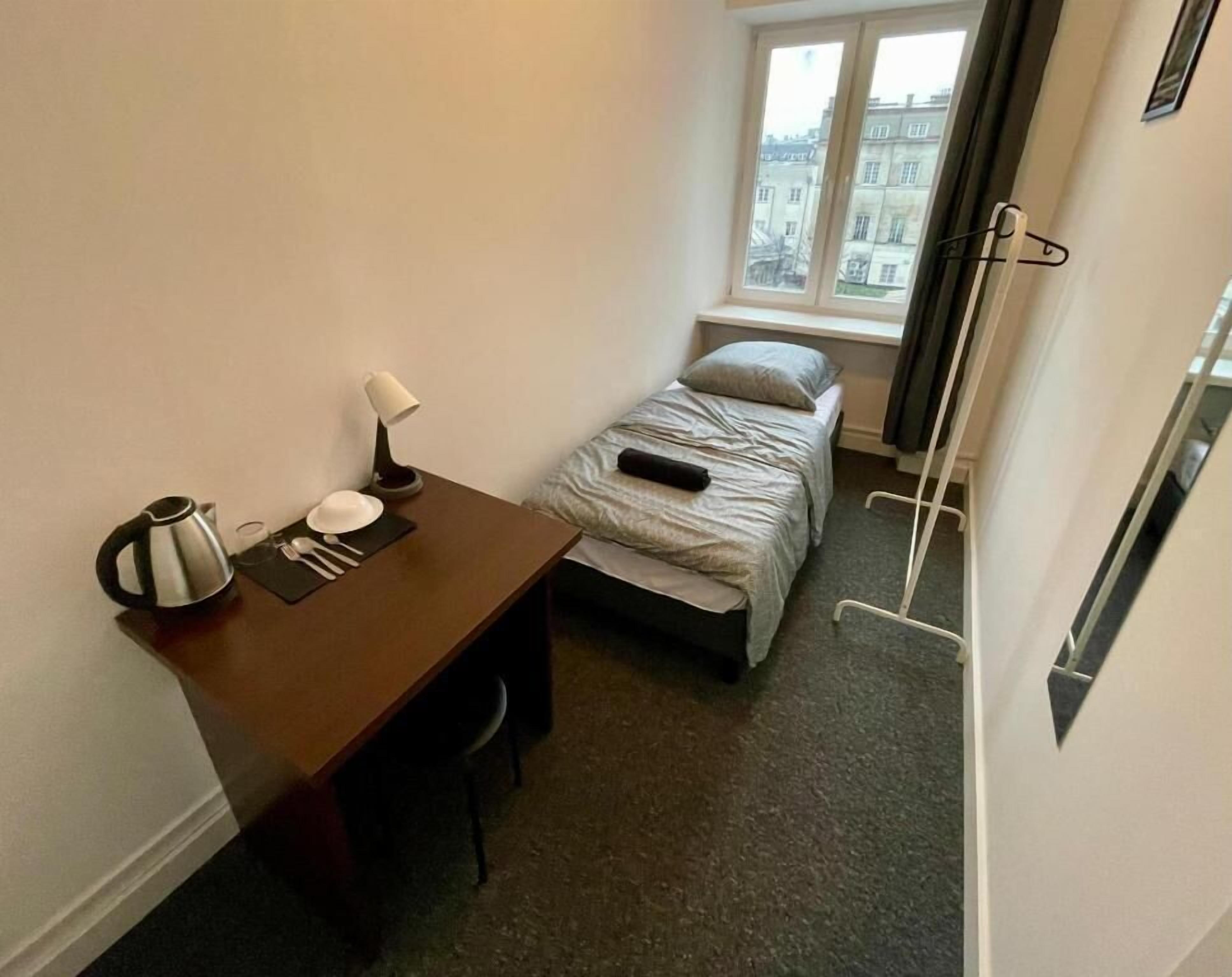 Chambre Classique, 1 lit une place | Bureau, espace de travail pour ordinateur portable