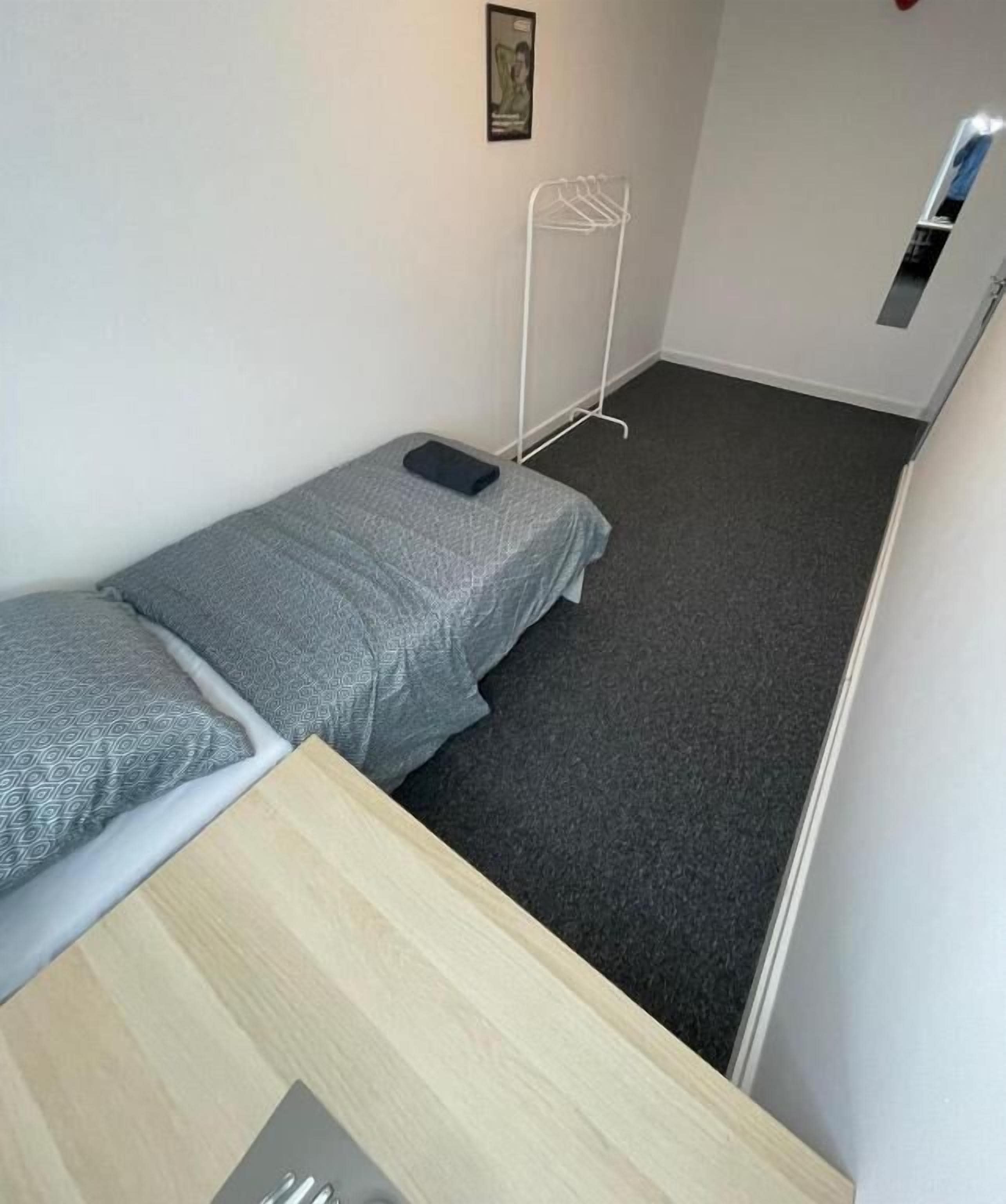 Chambre Classique, 1 lit une place | Bureau, espace de travail pour ordinateur portable