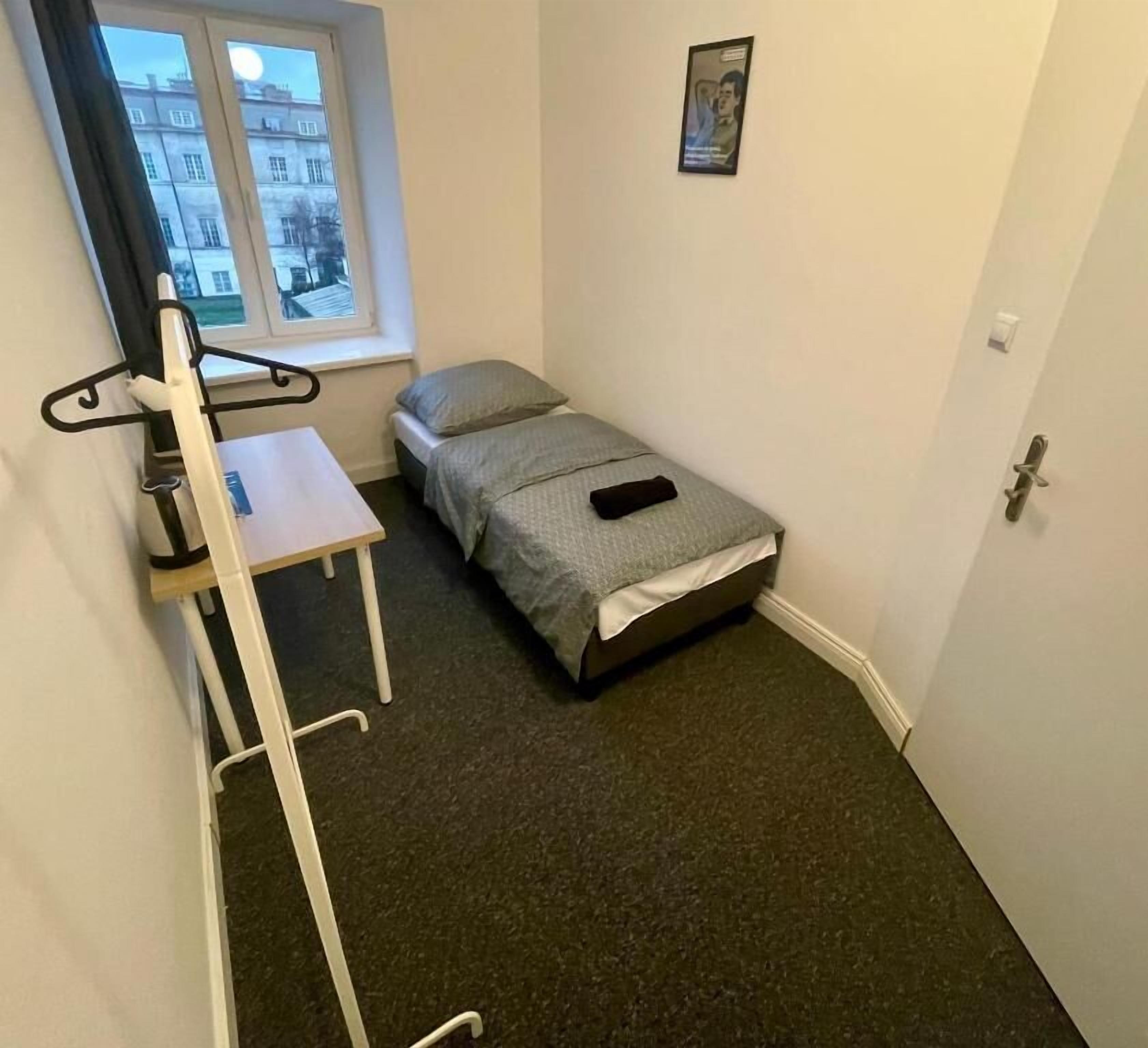 Chambre Classique, 1 lit une place | Bureau, espace de travail pour ordinateur portable