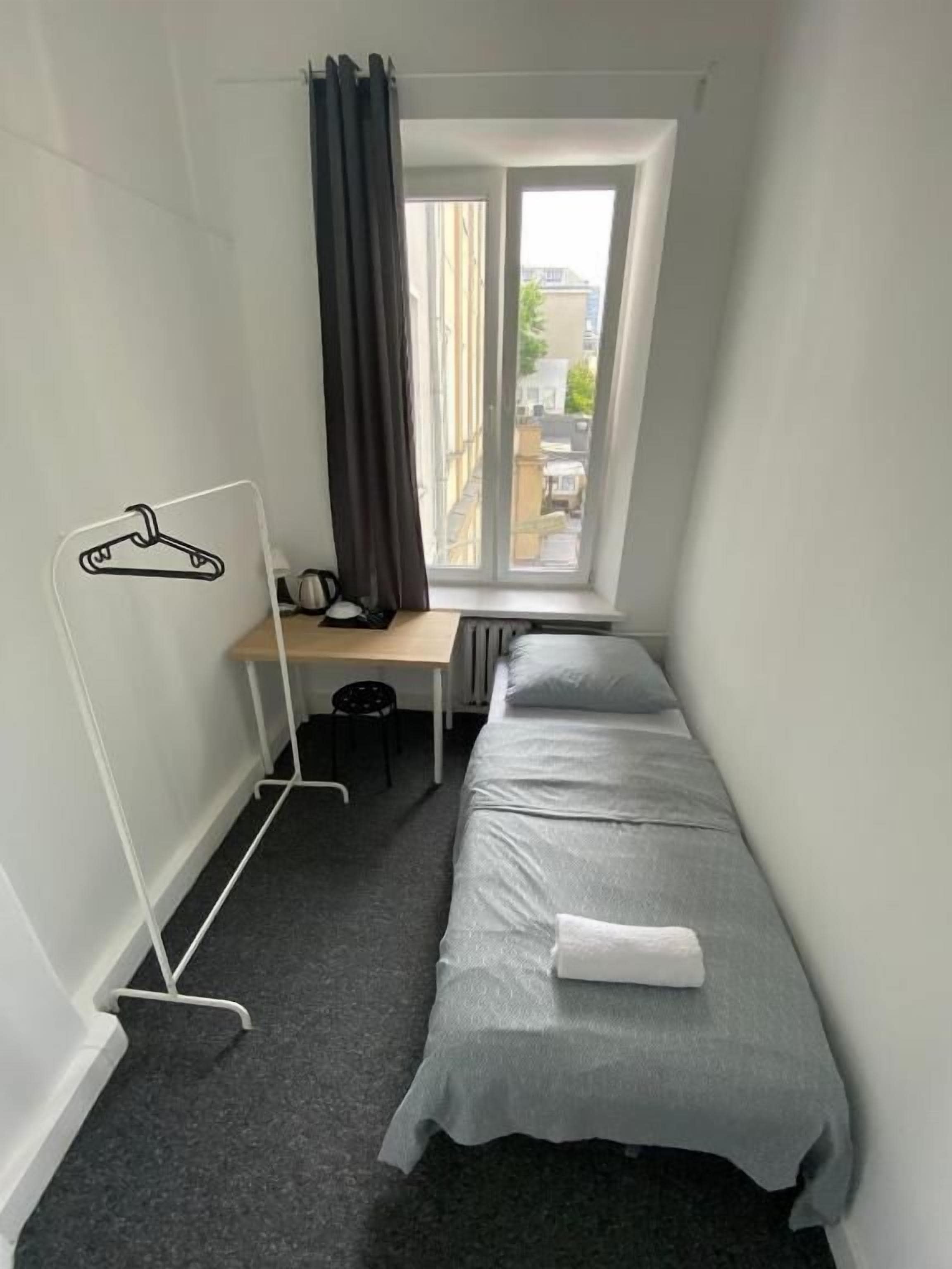 Chambre Classique, 1 lit une place | Bureau, espace de travail pour ordinateur portable