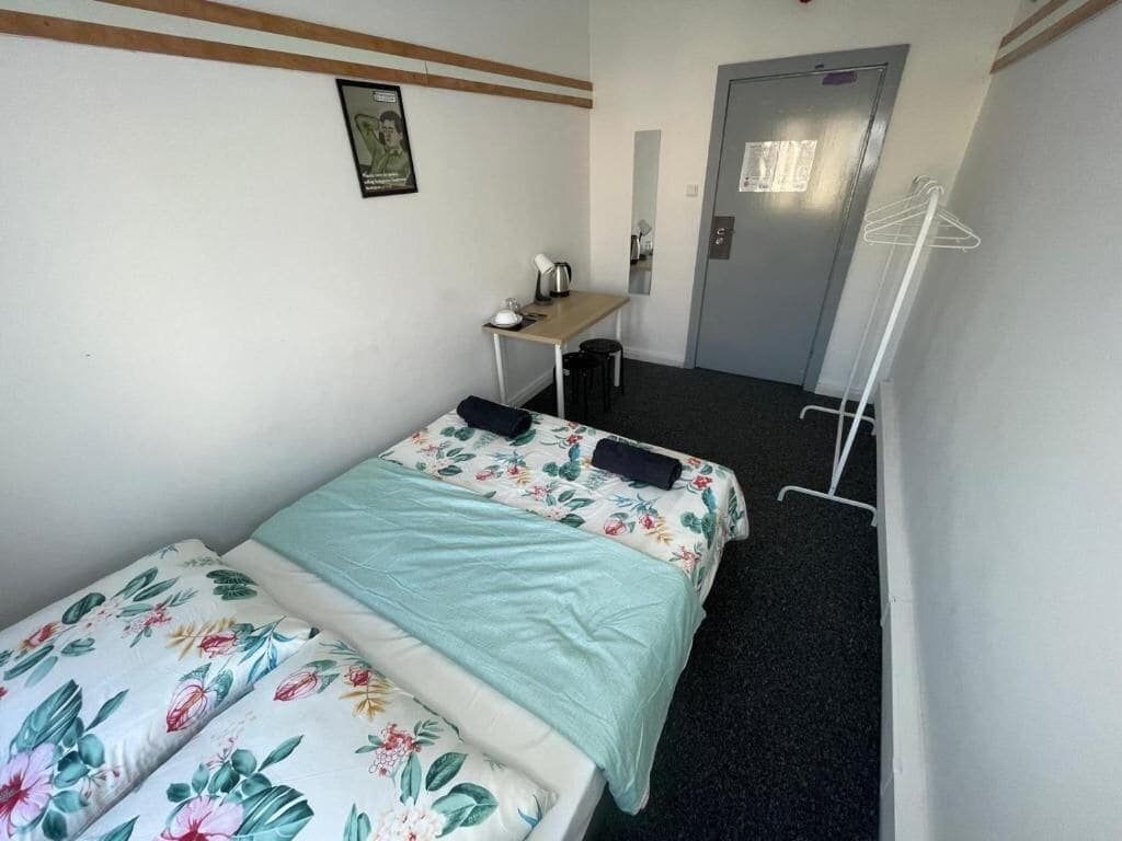 Chambre Double Classique, 1 lit double | Bureau, espace de travail pour ordinateur portable