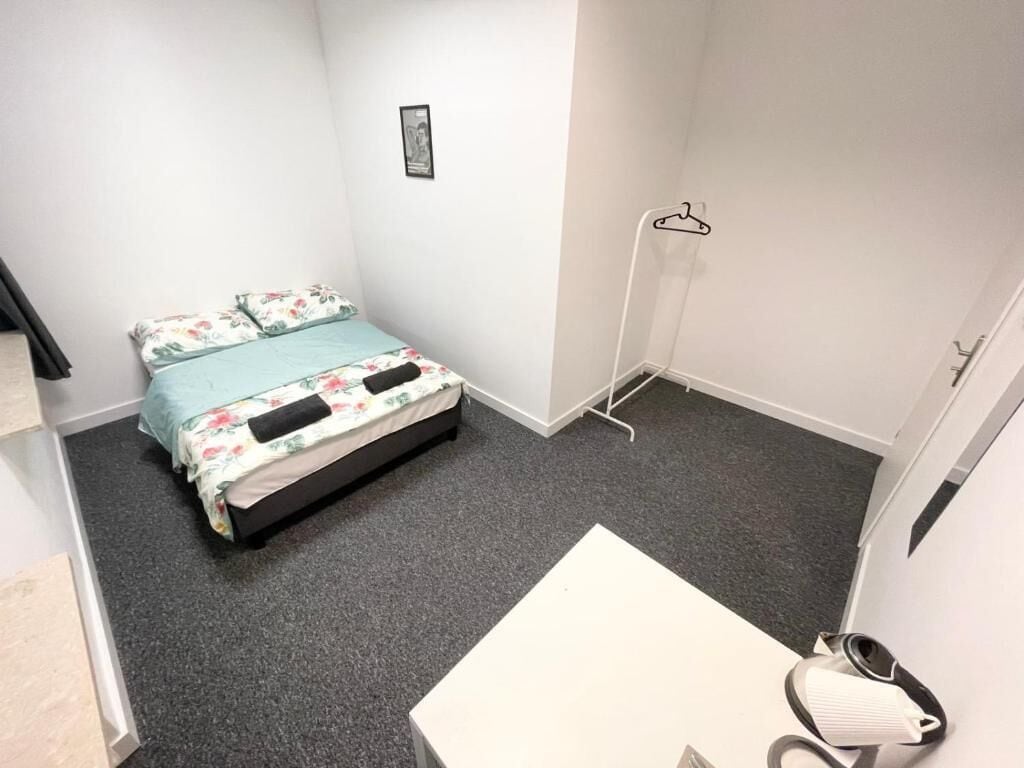 Chambre Double Classique, 1 lit double | Bureau, espace de travail pour ordinateur portable