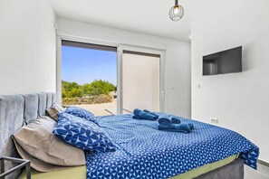 Iron/ironing board, free WiFi, bed sheets - Villa Karolina by Villa Plus (Stokovci)