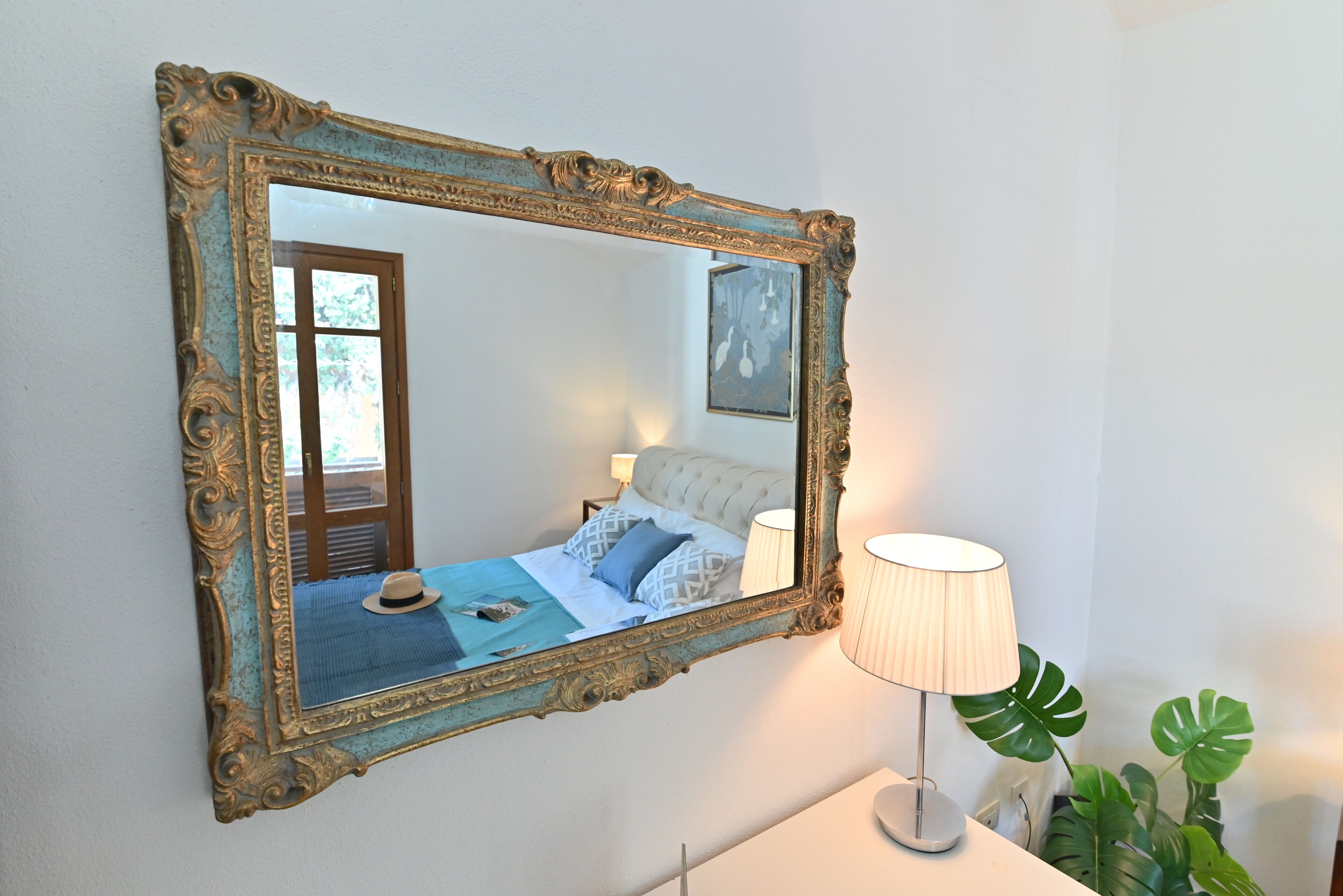 Appartamento, vista città | Tende oscuranti, ferro/asse da stiro, Wi-Fi gratuito