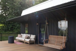 Terrace/patio - 2-bedroom Aframe cabin in delightful Sugarcreek. (Sugarcreek)