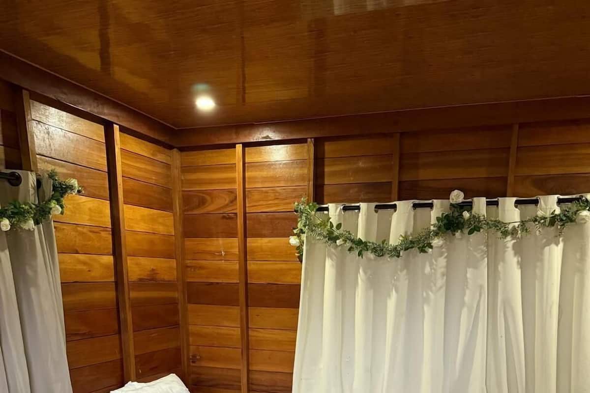 Chambre Confort avec lits jumeaux, véranda, vue jardin | Wi-Fi gratuit