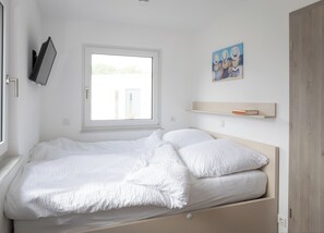 2 dormitorios, escritorio, wifi gratis y ropa de cama