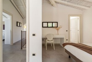 Room - VILLA MELOGRANO - A blend of discreet elegance and total comfort, only 500 meters from Sardinia’s most stunning waters (Castiadas)