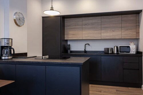 Cosy & Modern 1 Bedroom Apartment in Bolton