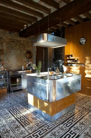 Forno, piano cottura, lavastoviglie