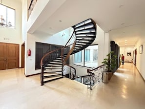 Lobby - Rhodium Hotel ONE (Islamabad)