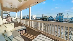 Unclassified image, 3 of 61, button - Heated private pool and pickleball court, elevator, pets, and more (Gulf Shores)