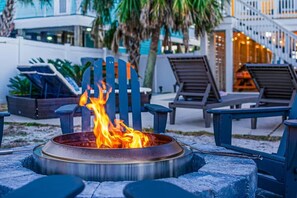 Property grounds - Heated private pool and pickleball court, elevator, pets, and more (Gulf Shores)