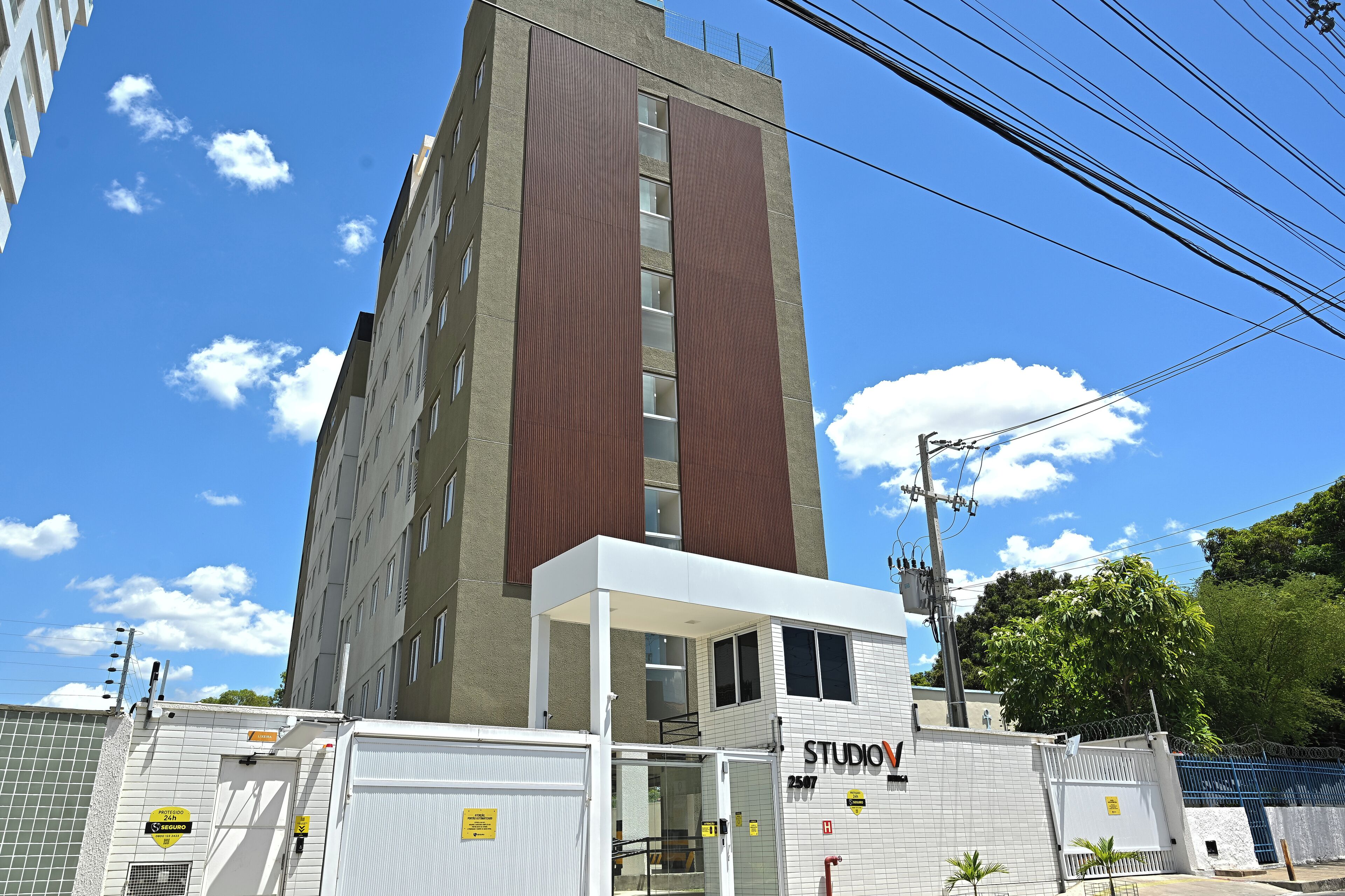 Mặt tiền nơi lưu trú