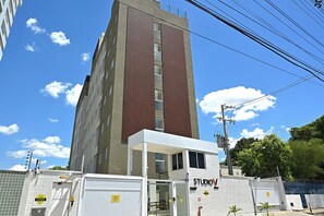 Mặt tiền nơi lưu trú