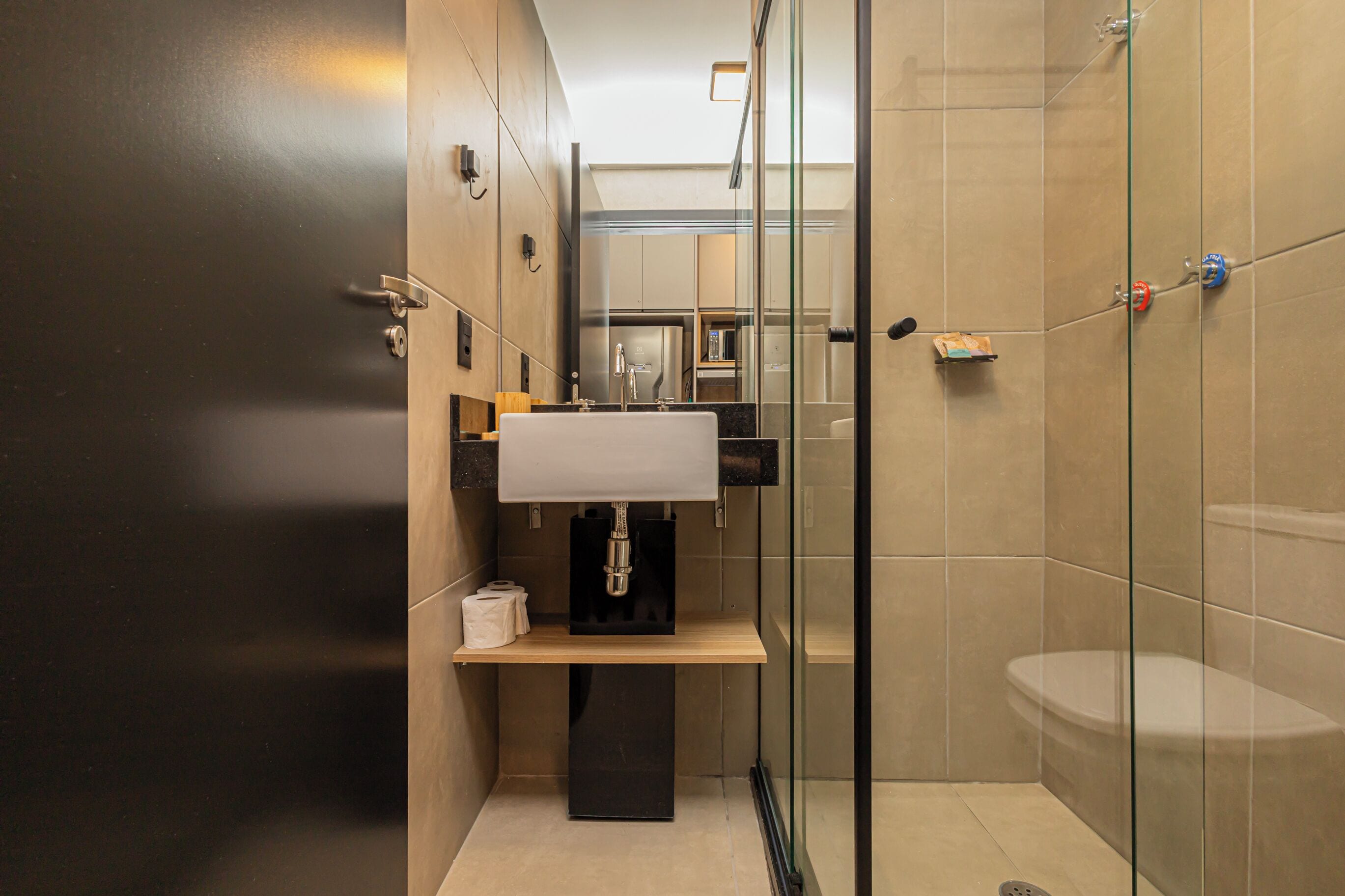 Superior Studio, City View | Bathroom | Hair dryer, towels, soap, shampoo