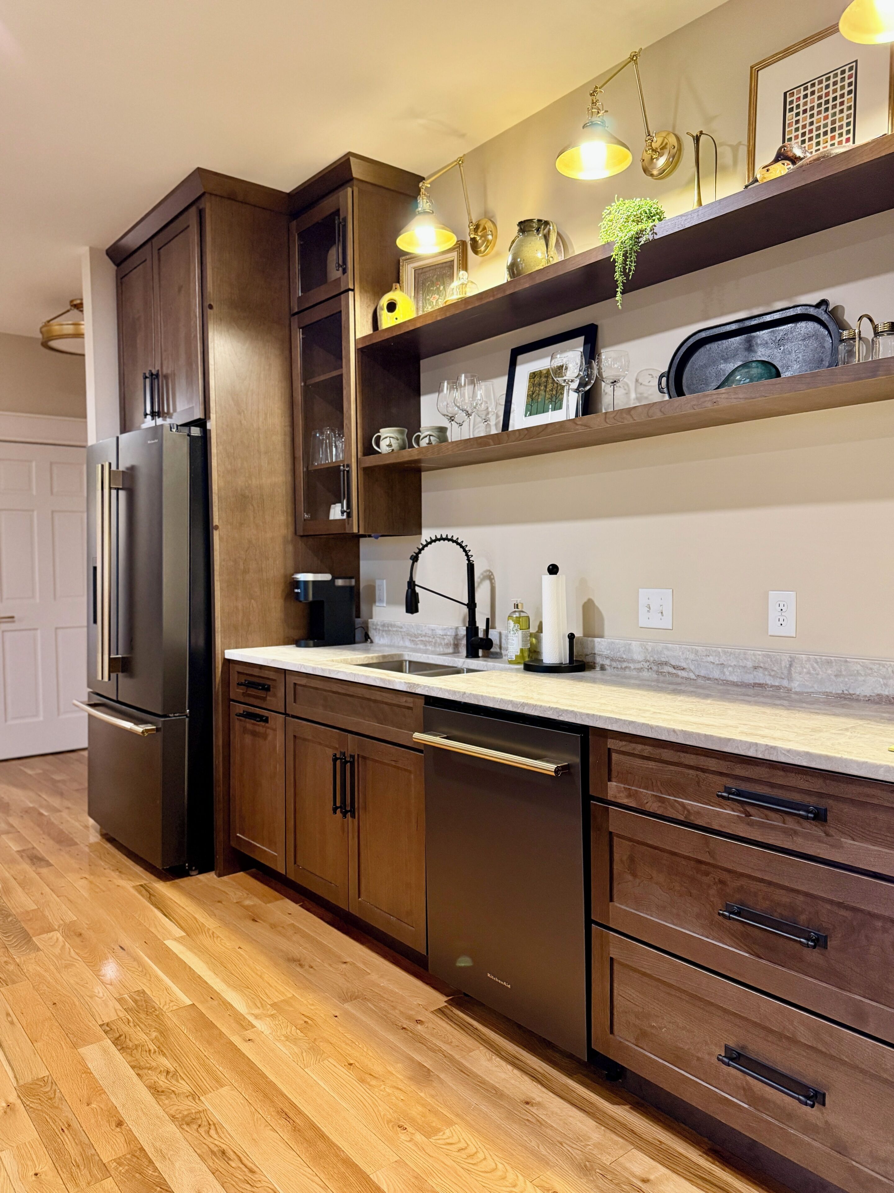 Oven, stovetop, dishwasher