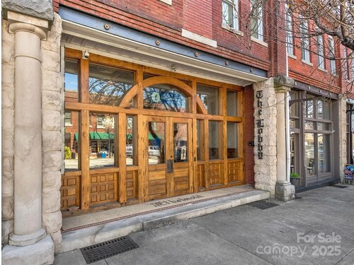 BREVARD DOWNTOWN PENTHOUSE