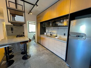 เบสิกอพาร์ทเมนท์ | ครัวส่วนตัว