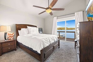 7 bedrooms, iron/ironing board, travel cot, WiFi - Camel Rock-ON Beaver Lake-Sweeping Views-Sleeps 18 (Rogers)