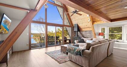 Camel Rock-ON Beaver Lake-Sweeping Views-Sleeps 18