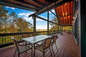 Outdoor dining - Aska Adventure | Mtn Views | Hot Tub | Playground (Blue Ridge)
