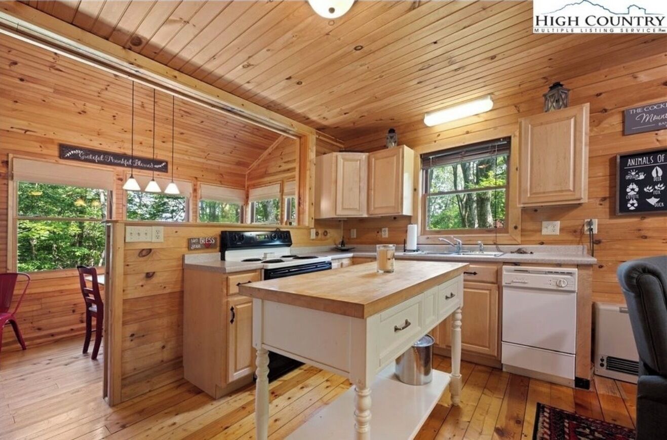 Oven, stovetop, dishwasher