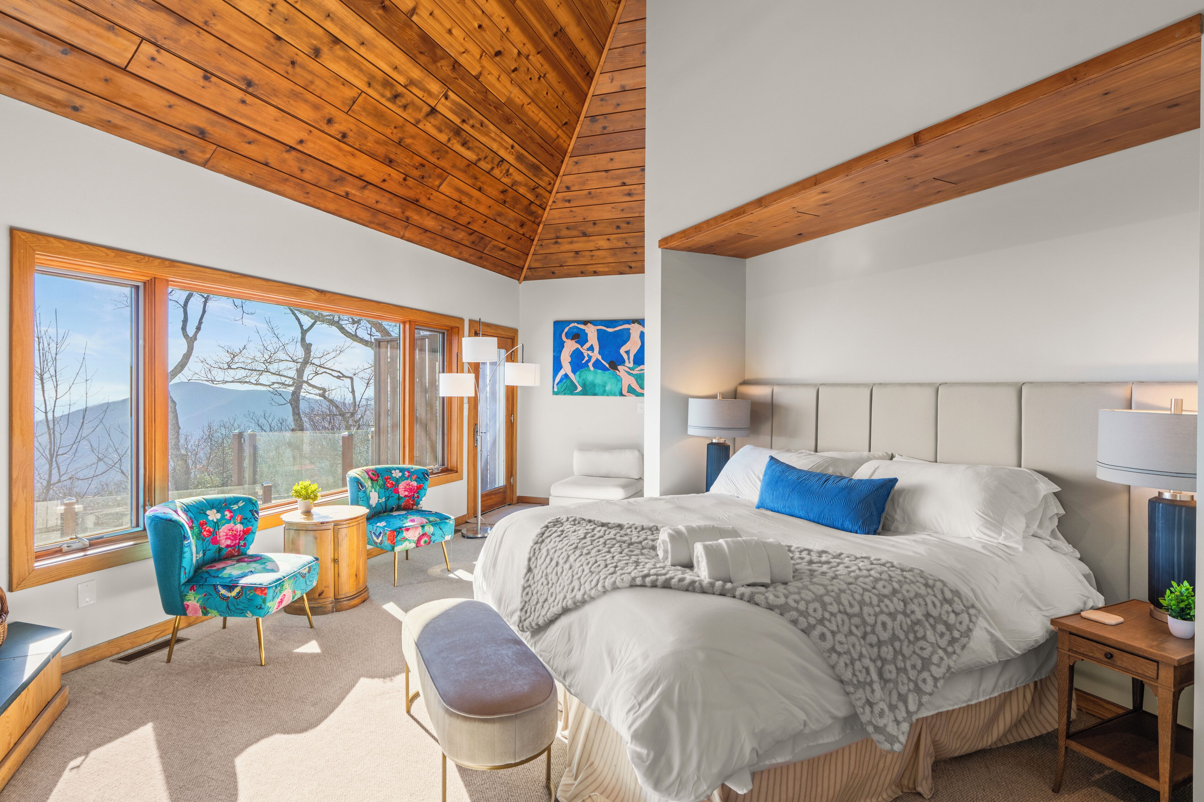 デスク、アイロン / アイロン台、旅行用ベビーベッド、WiFi (無料)