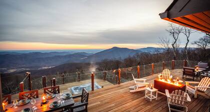 Alpenglow- Amazing views, 5 Masters, 5600sf