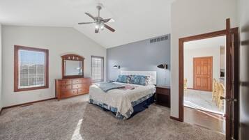 5 dormitoris, wifi i roba de llit