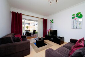 TV - APARTMENT LINDO, Formosa Village (Fuseta)