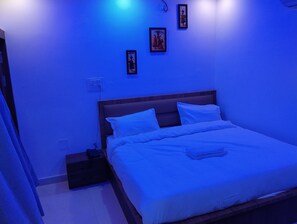 디럭스 더블룸 | 책상, 노트북 작업 공간, 다리미/다리미판