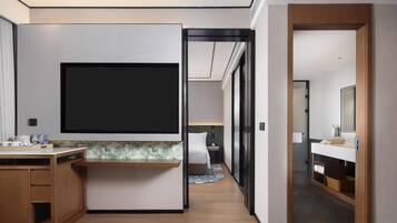 Suite, 1 Bedroom | Bathroom