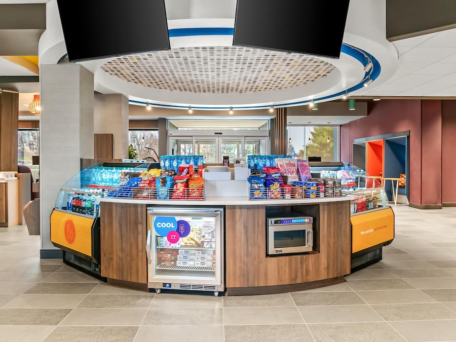 Snack bar