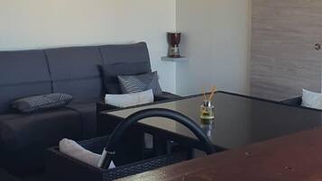 Comfort Apartment | Living area