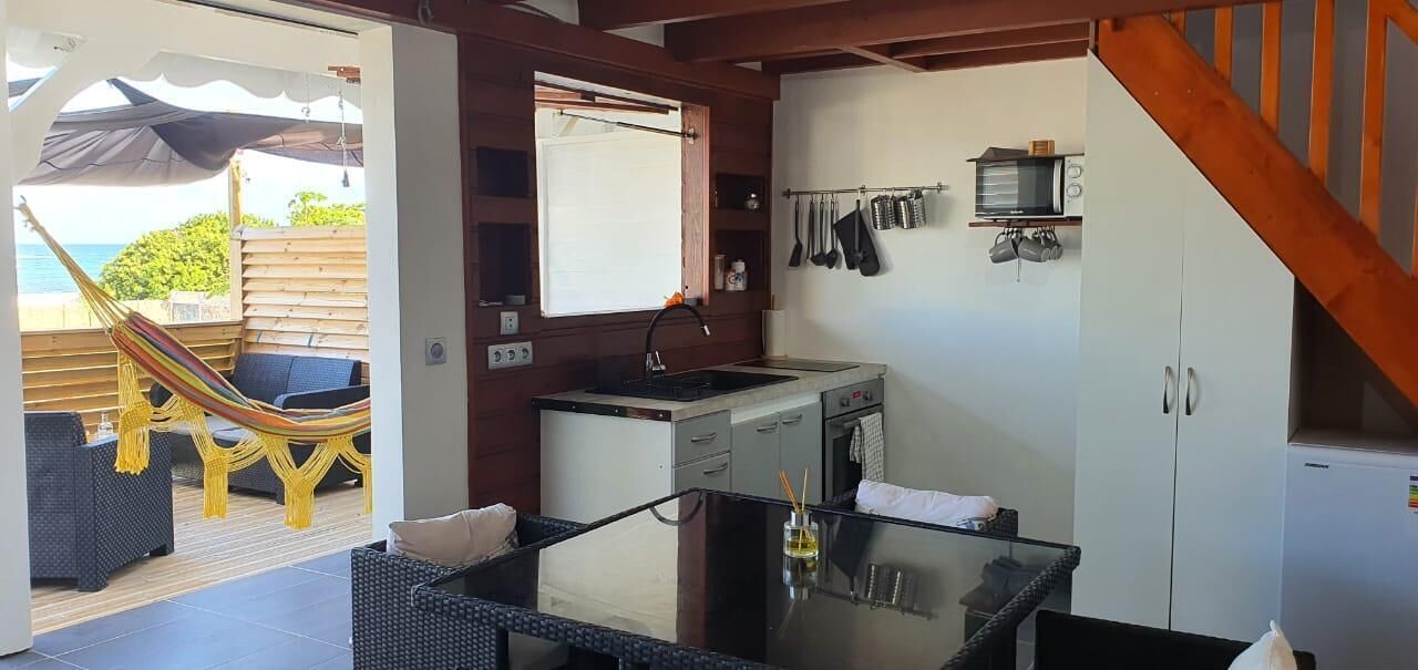 Comfort Apartment | Living area | 32-inch Smart TV with satellite channels