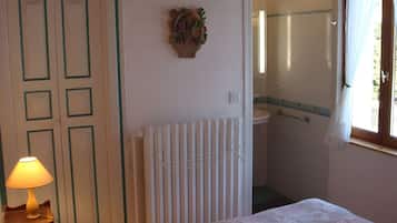 1 Schlafzimmer, Bügeleisen/Bügelbrett, WLAN, Bettwäsche