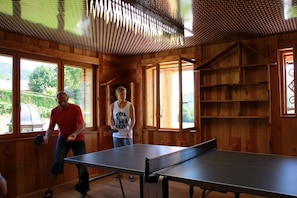 Games room - CHALET 2 TO 6 PERS FREE SWIMMING POOL, SPA, GIANT PLAYGROUND, BOWLING, PANCAKE BAR (Le Thillot)