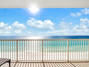 Apartment, 1 Queen-Bett und Schlafsofa (Majestic Beach Towers 1-1314) | Unterkunftsgelände
