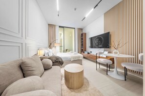 TV - Brand New Luxury Studio | Amazing Pool & Gym (Dubai)