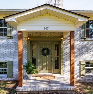 Exterior detail - Haven Hill | NEWLY renovated, Charming & Cozy Home (Van Buren)