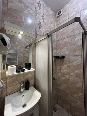 Economy Studio | Bathroom - Taksim Dolunay Suites (İstanbul)