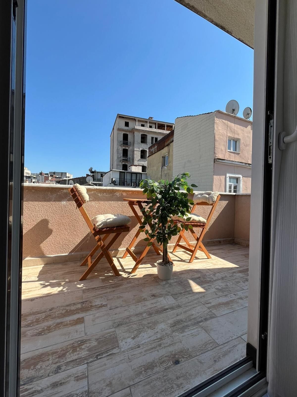 ดีลักซ์ลอฟท์, วิวเมือง | ลานระเบียง/นอกชาน