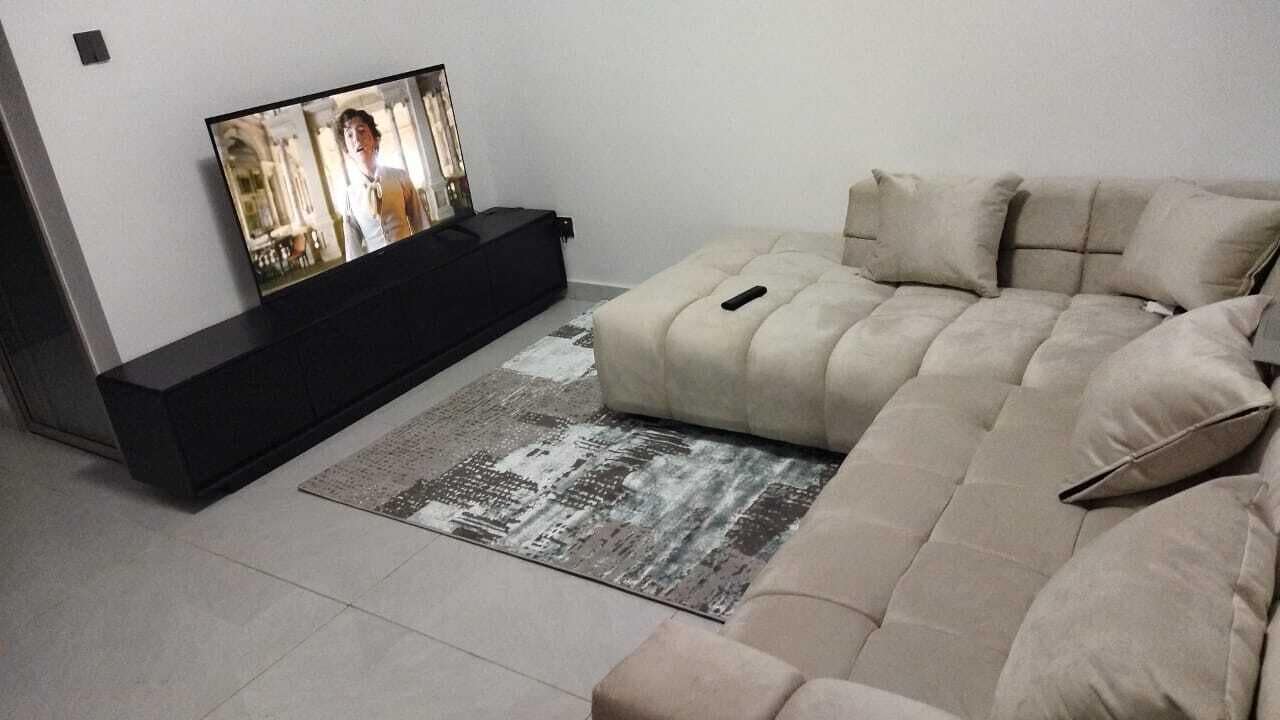 Comfort Apartment, Balcony, City View | Living area