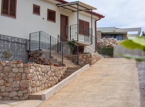 House (Three Bedroom Holiday Home With Balco) | Exterior - Casa Bel Mare (Jelsa)