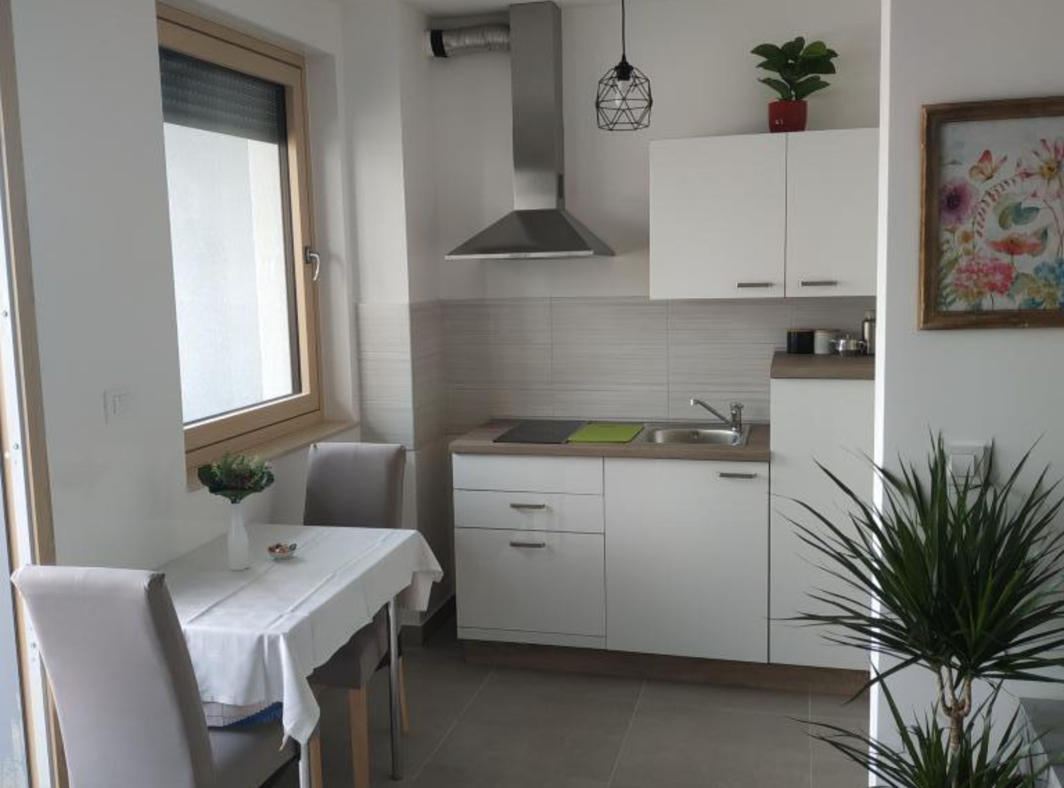 Apartment (Apartment Ilica - Studio Apartment) | Private kitchen | Fridge
